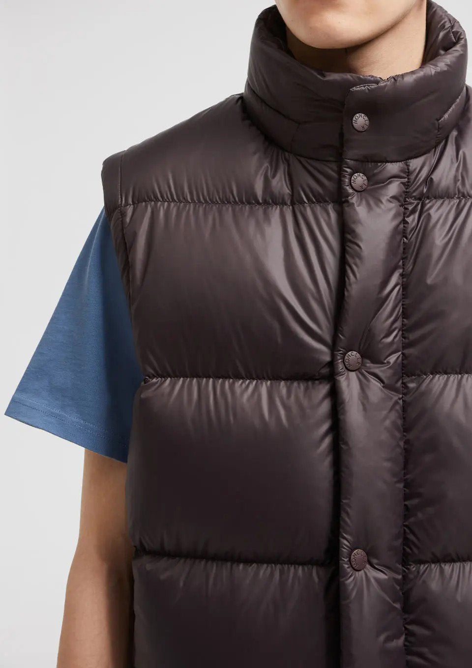 Moncler Detachable Sleeve SHORT DOWN JACKET